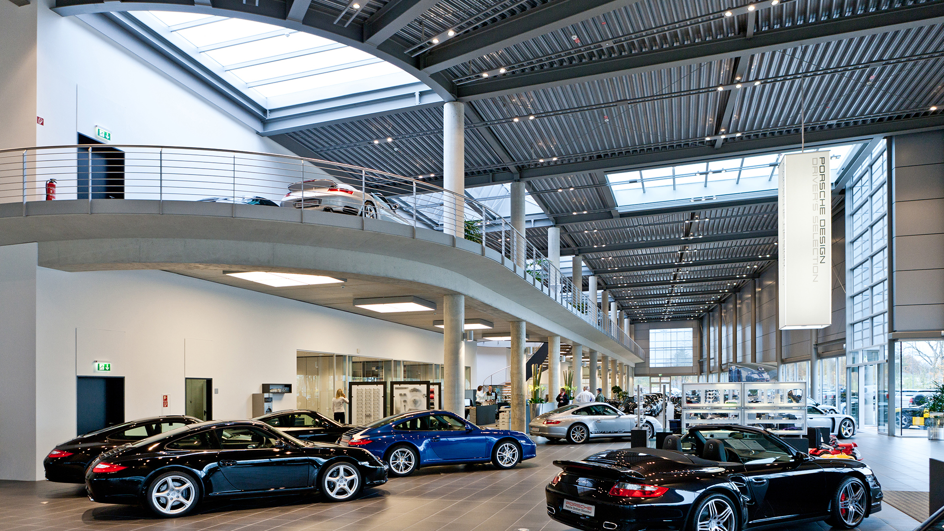 Porsche Zentrum Mannheim 4 Porsche Duesseldorf 2